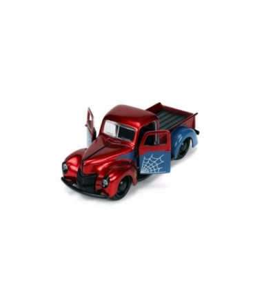 Ford Pick Up & Spider Man